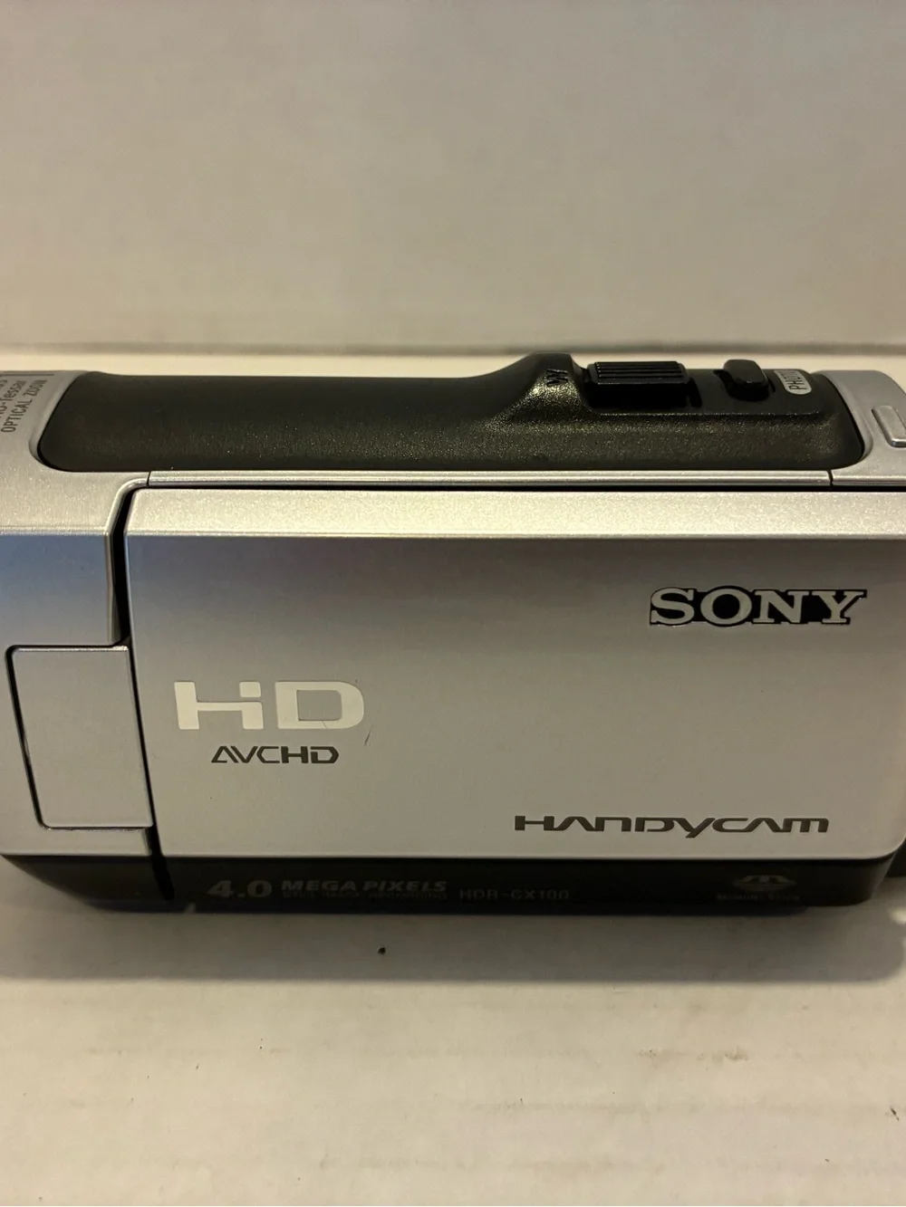 Sony HDR-XR100 HD Handycam Camcorder 80GB HDD Carl Zeiss + Case Charger Tested